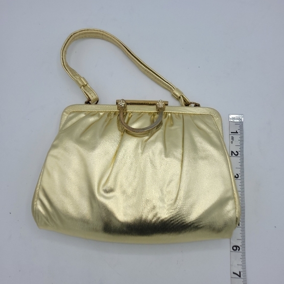 Vintage Andé Gold Clutch With Rhinestone Details Clasp. - Picture 14 of 16
